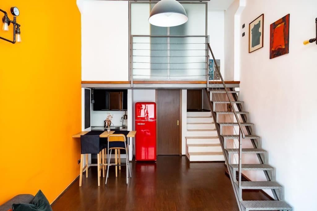 2 Min Da Porta Genova - Elegante Bilocale Apartment Милано Екстериор снимка