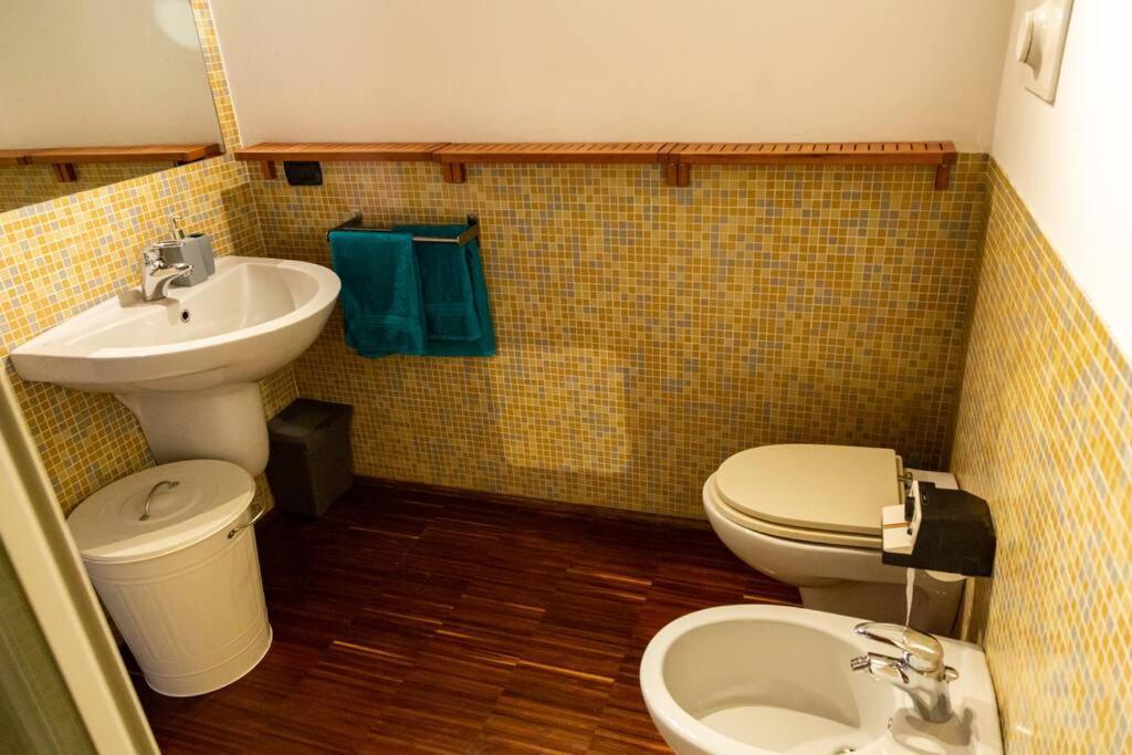 2 Min Da Porta Genova - Elegante Bilocale Apartment Милано Екстериор снимка