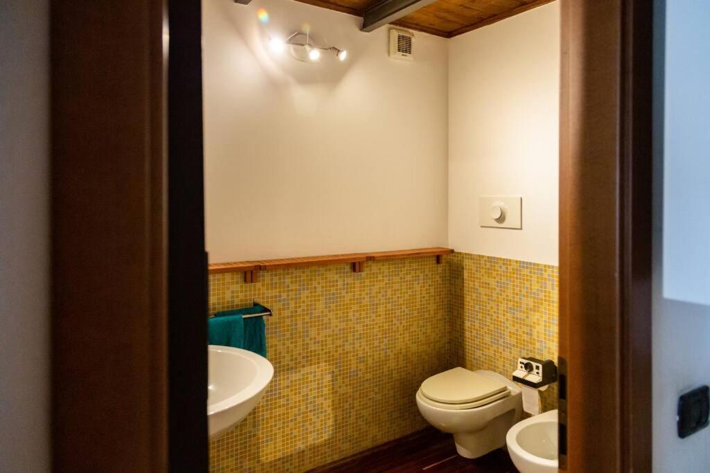 2 Min Da Porta Genova - Elegante Bilocale Apartment Милано Екстериор снимка